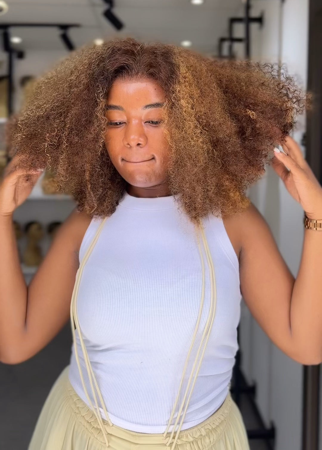 16'' Queen Bey Curls Frontal 300g