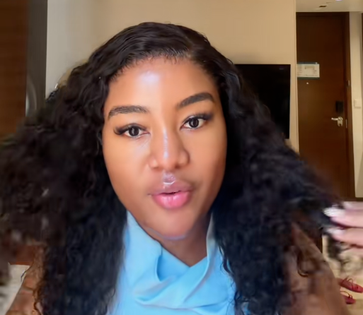 Raw curly frontal