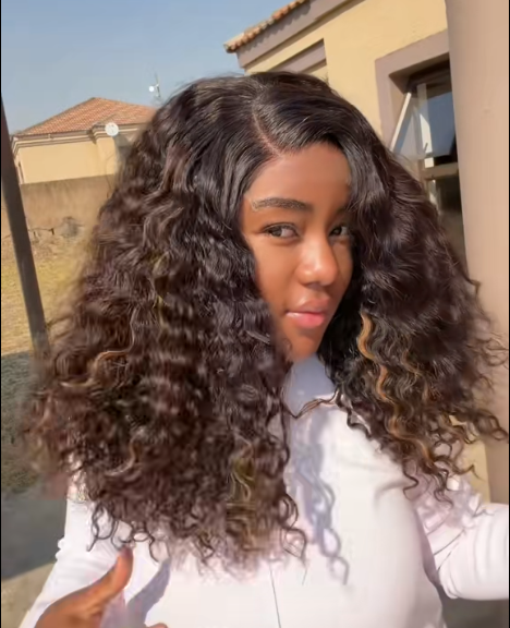 Miami Curls glueless 5*5 hd